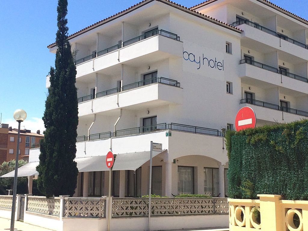 Bay Hotel Roses Extérieur photo
