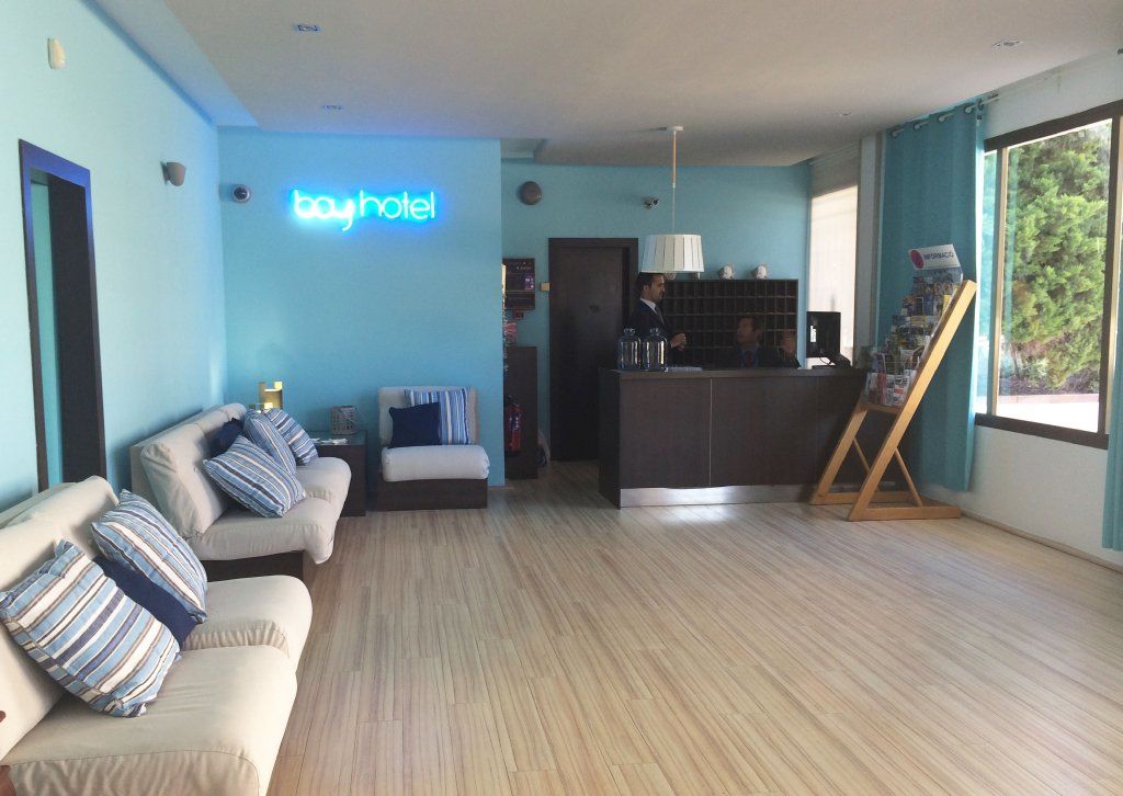 Bay Hotel Roses Extérieur photo