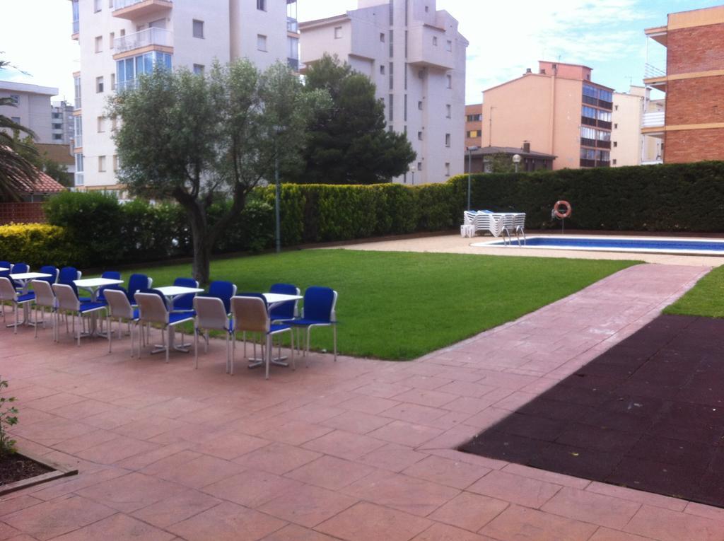 Bay Hotel Roses Extérieur photo